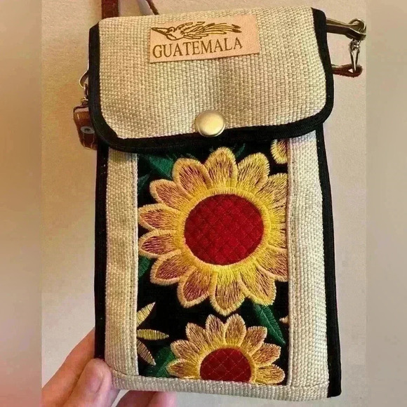 Guatemala Crossbody Sunflower Mobile Purse - Picture 5 of 7
